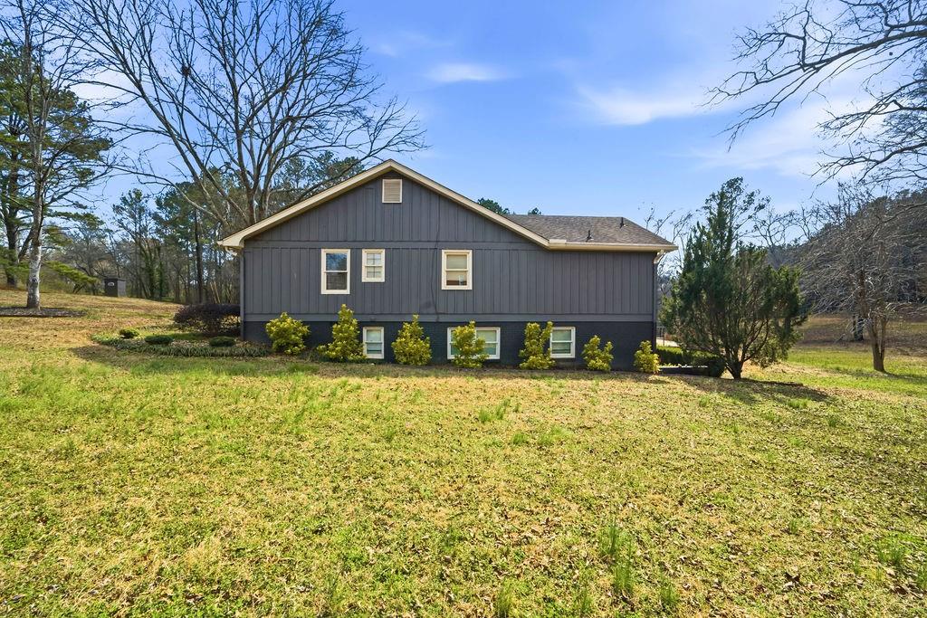 94 Tate Estates Road SE