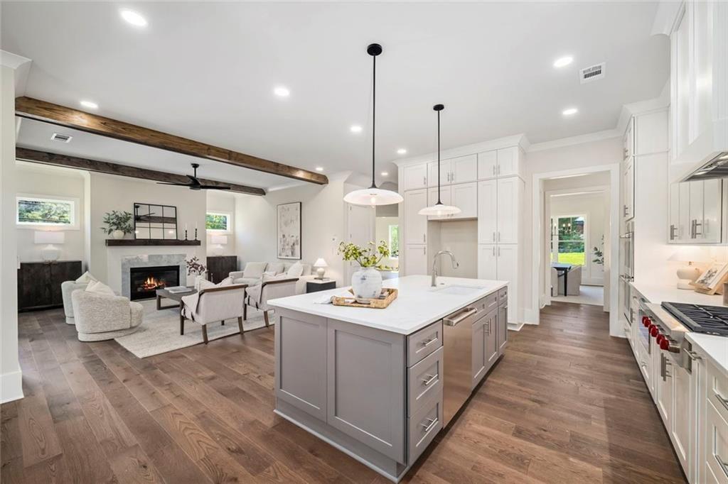 1992 Highgrove Court