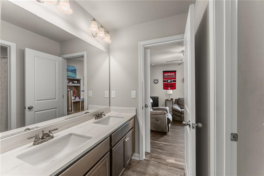5202 Blake Branch, Flowery Branch, Georgia image 25