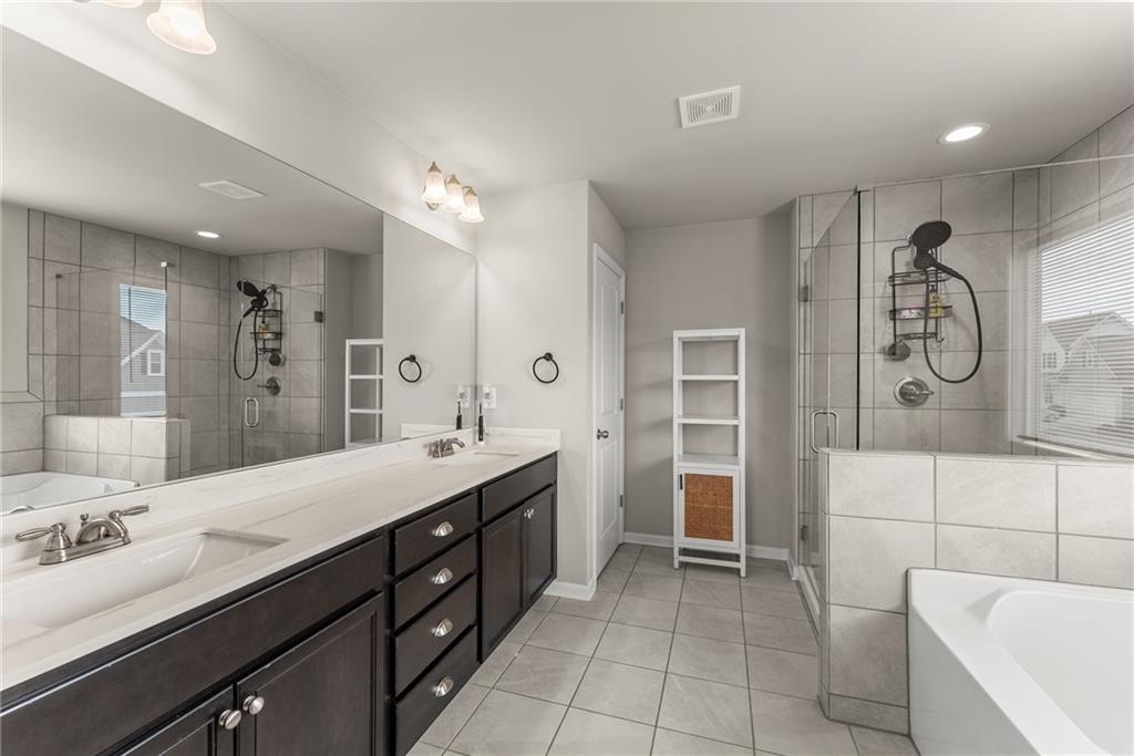 5202 Blake Branch, Flowery Branch, Georgia image 21