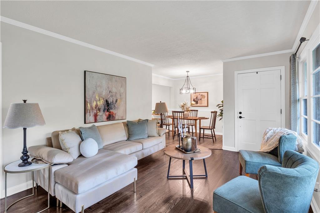 522 ELIZABETH Lane SW