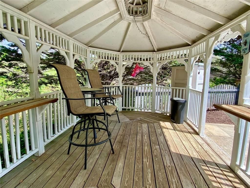listing image 50