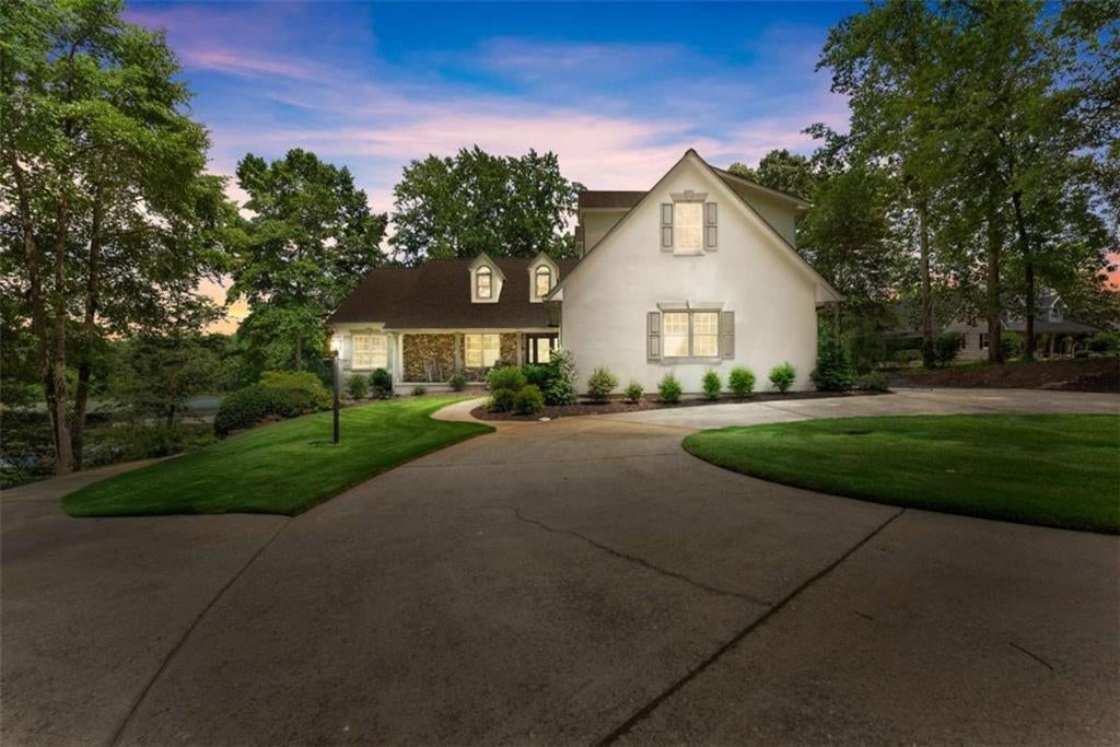5825 Sweetbottom Lane
