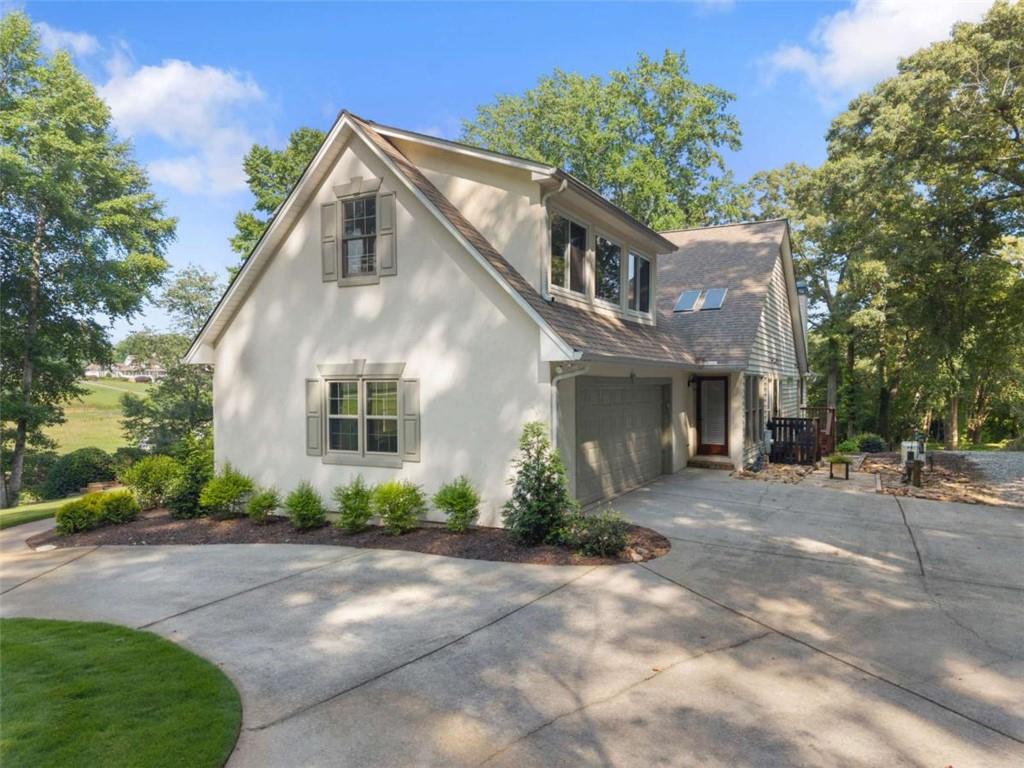5825 Sweetbottom Lane