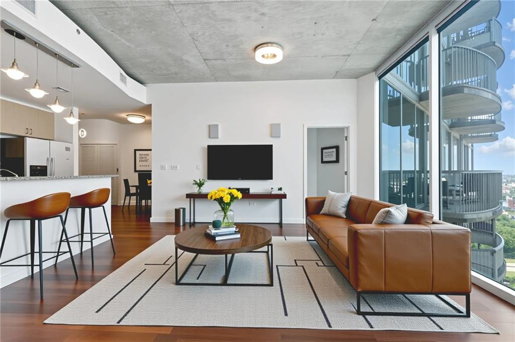 400 W Peachtree Street NW 2713