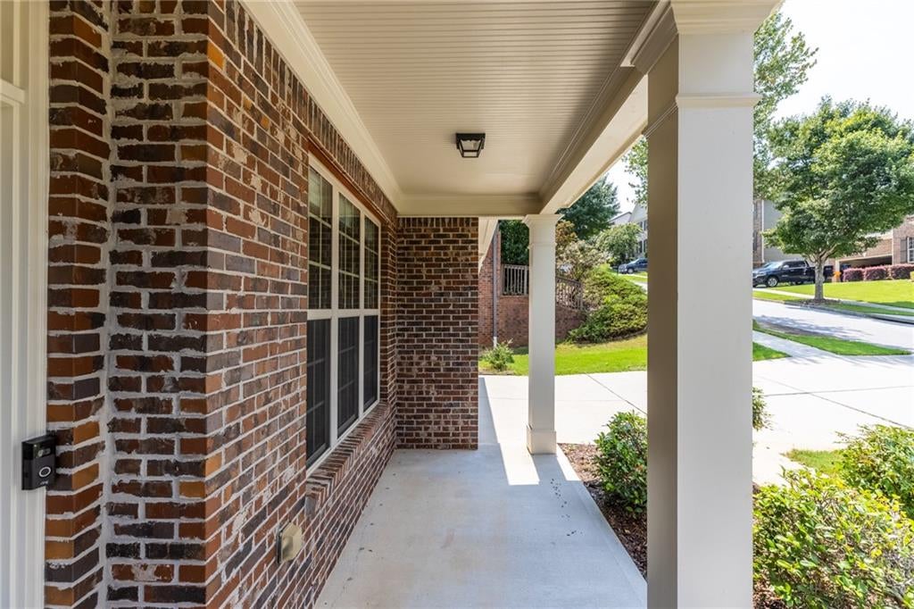1075 Crescent Ridge Drive