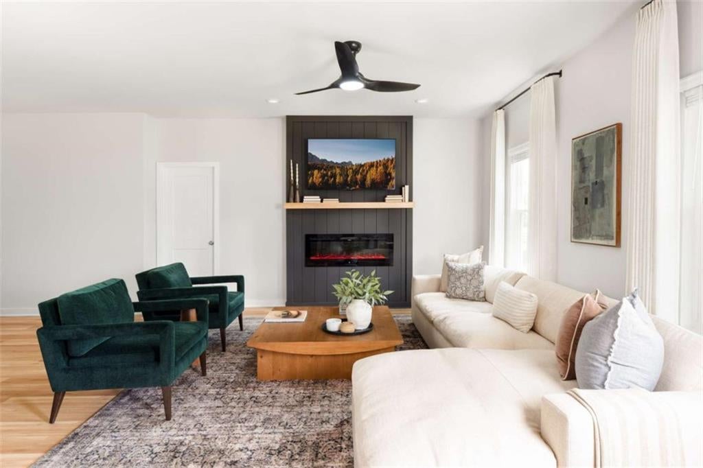 1925 WHEAT VALLEY Circle