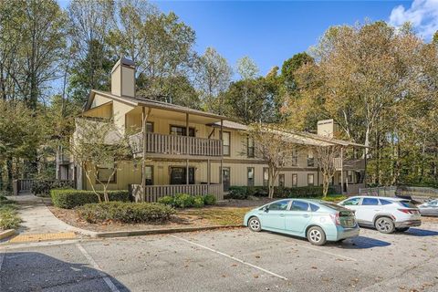 Photo of 1607 Woodcliff Drive, Atlanta, GA 30350 (MLS # 7673309)