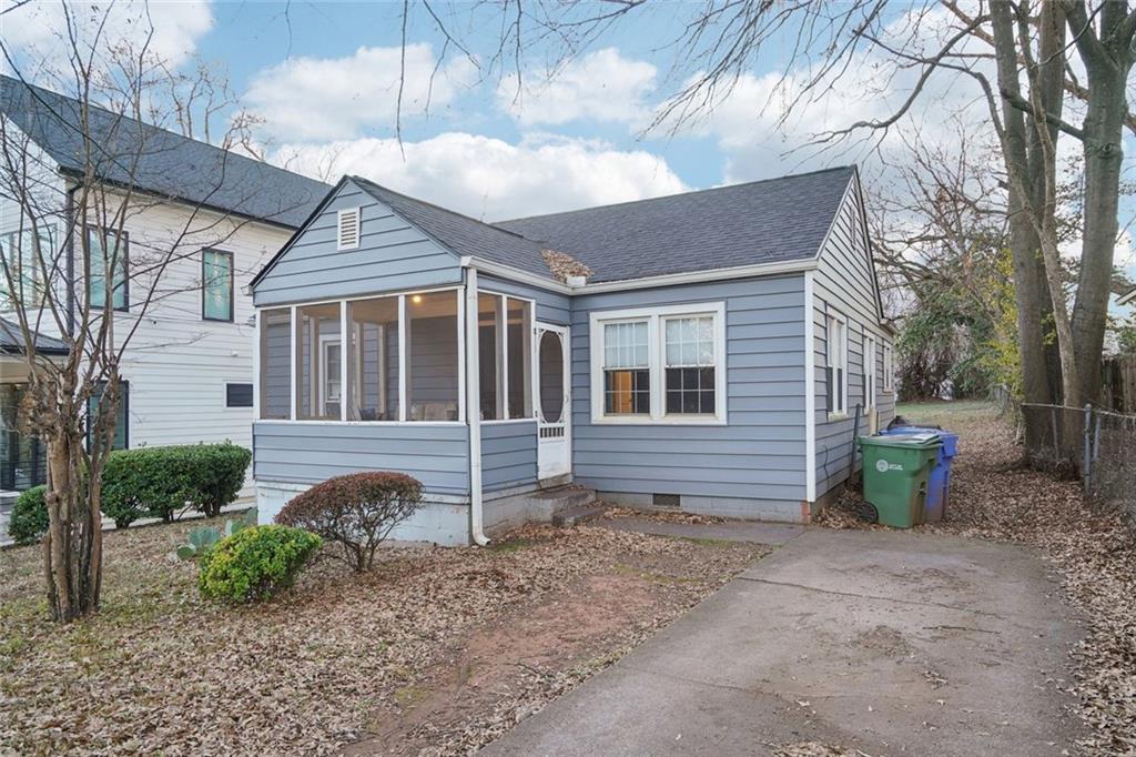 323 Stovall Street SE