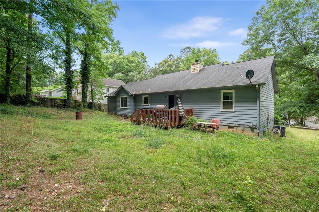 243 Lakeview Dr