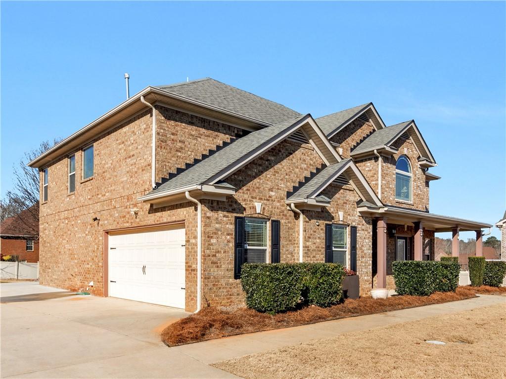 508 Fall Creek Court, Mcdonough, Georgia image 3