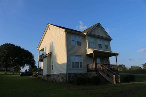 A home in Commerce