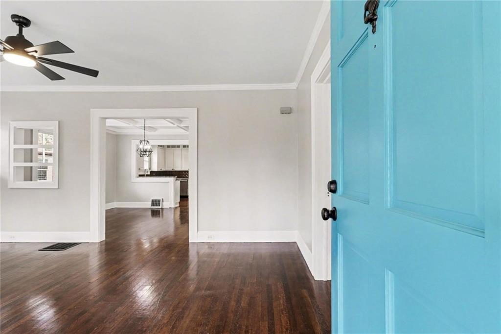 958 United Avenue SE