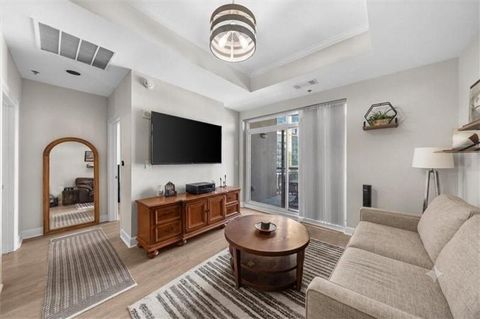 Condo For Sale - 325 E Paces Ferry Road #504<br/> Atlanta, GA 30305