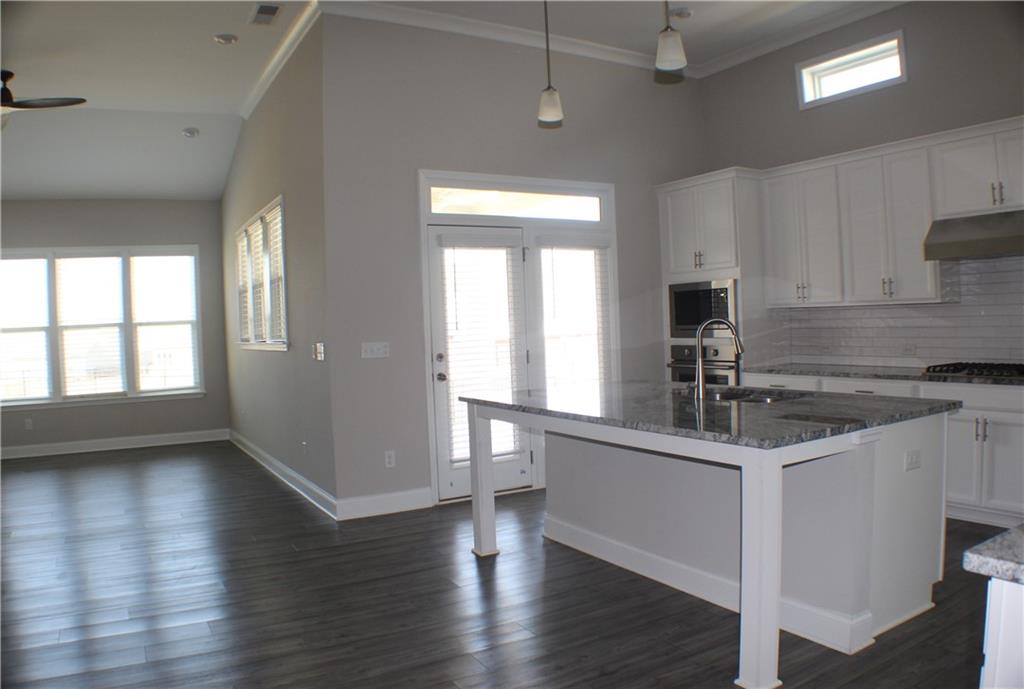 2925 Coach River Way, Cumming, Georgia image 5