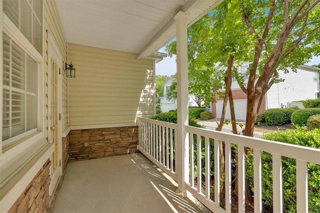 627 W Oaks Drive