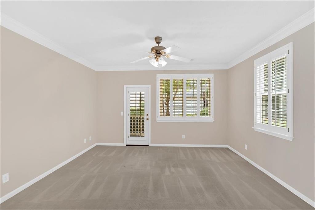 627 W Oaks Drive, Woodstock, Georgia image 6
