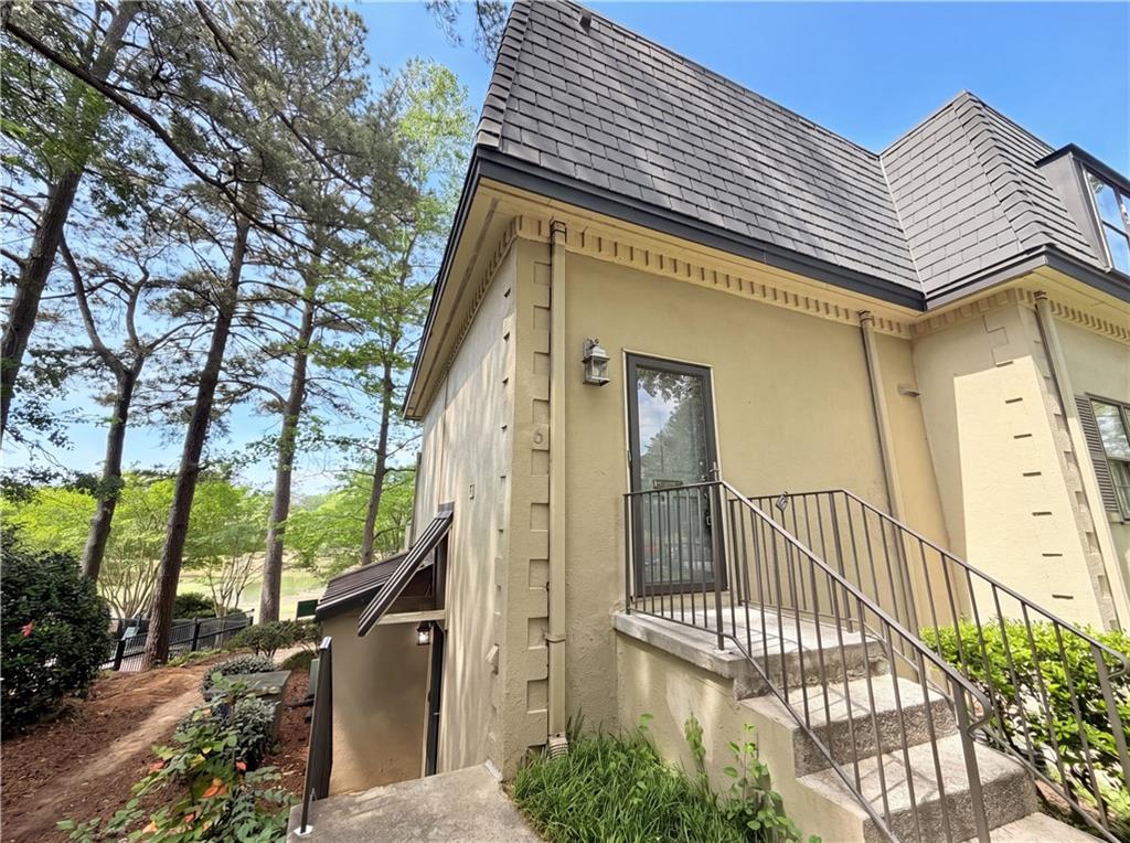 27 Chaumont Square NW