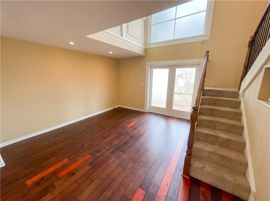 27 Chaumont Square NW