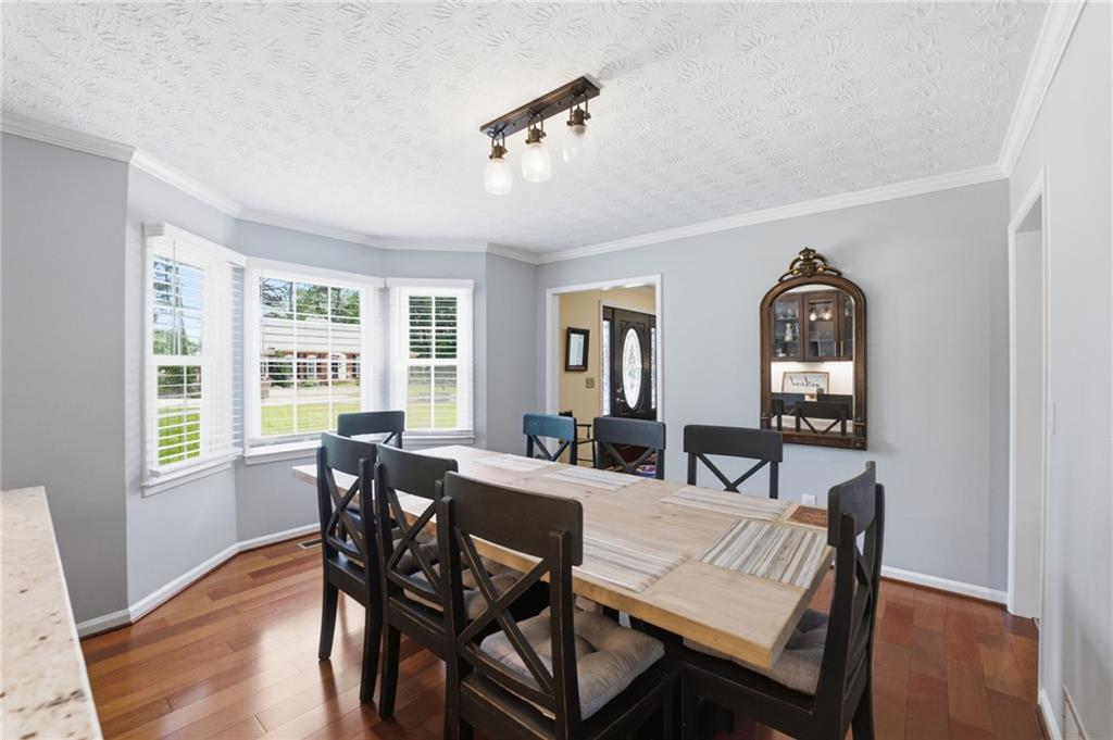 5001 Willow Creek Drive