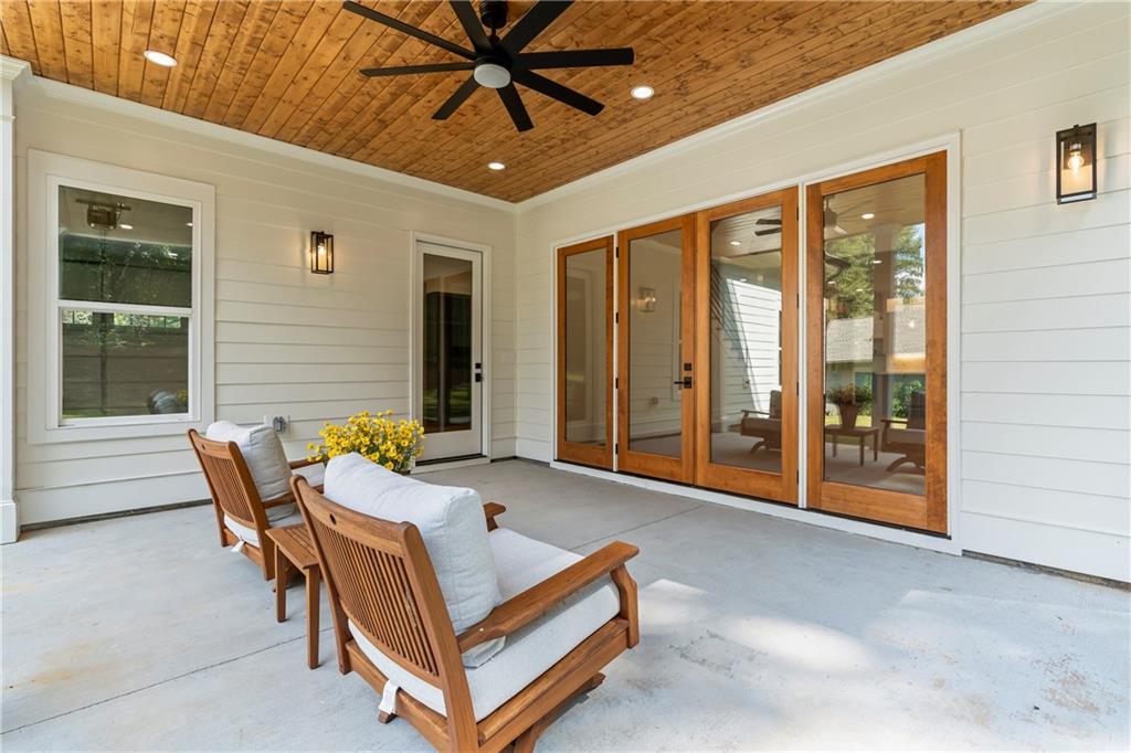 219 Poplar Street NW