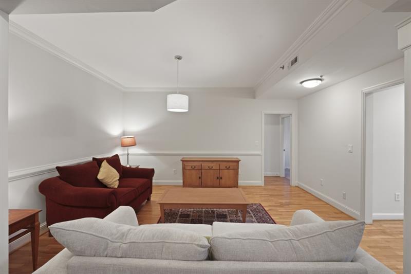 1735 Peachtree Street NE 227