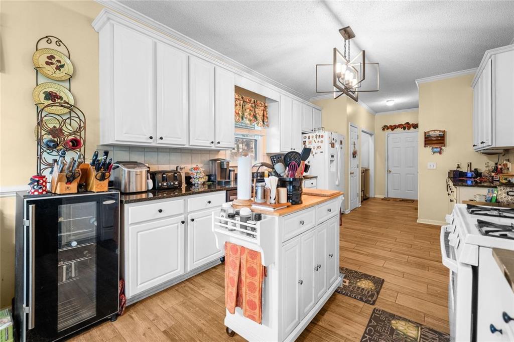 614 Springharbor Drive, Woodstock, Georgia image 18