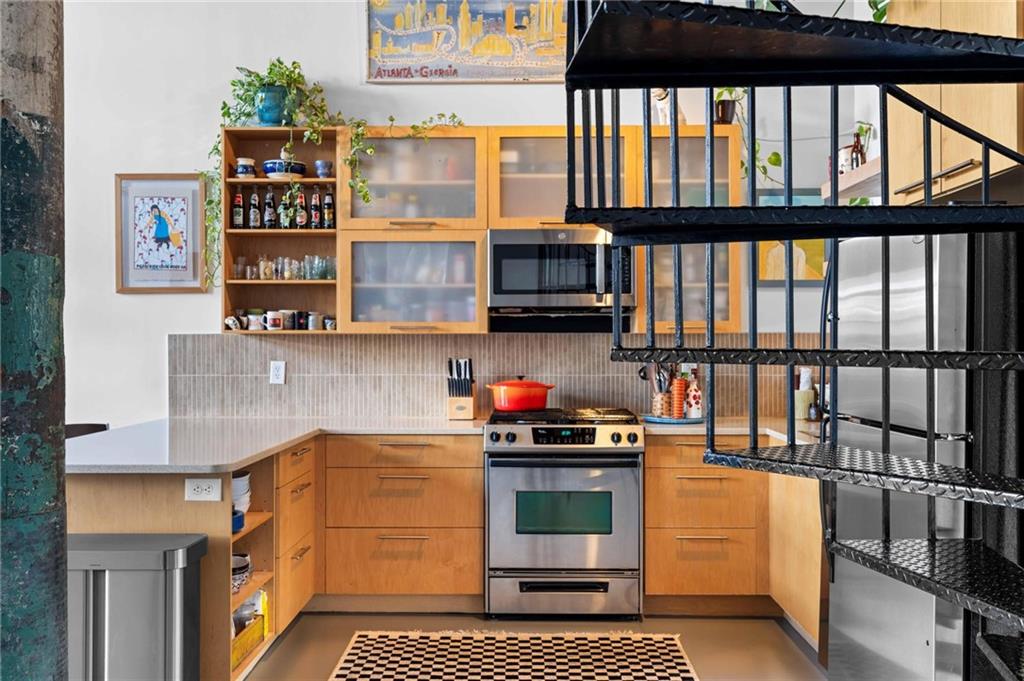 170 Boulevard SE E111