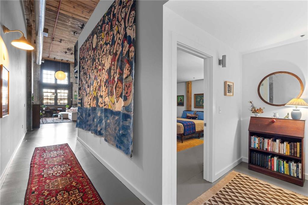 170 Boulevard SE E111