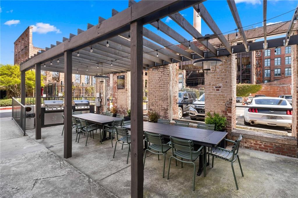 170 Boulevard SE E111