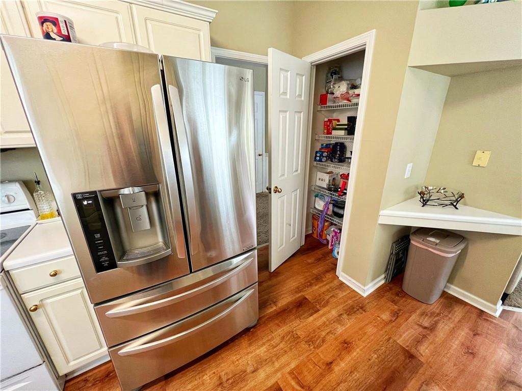 Avensong - Residential Lease