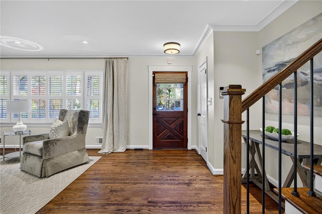 1072 Northcliffe Drive NW