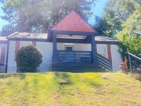 1298 GIDEONS Drive SW Atlanta GA 30314
