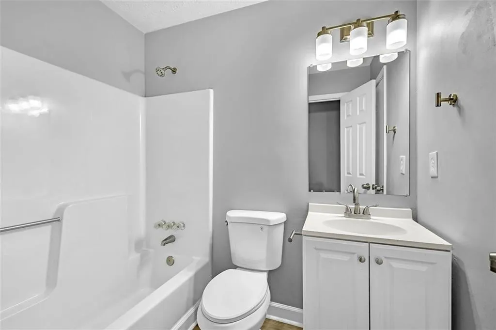 Stockbridge, Georgia 30281, United States, 4 Bedrooms Bedrooms, ,2 BathroomsBathrooms,Residential,Pending,189774