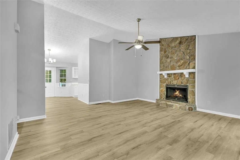 Stockbridge, Georgia 30281, United States, 4 Bedrooms Bedrooms, ,2 BathroomsBathrooms,Residential,Pending,189774