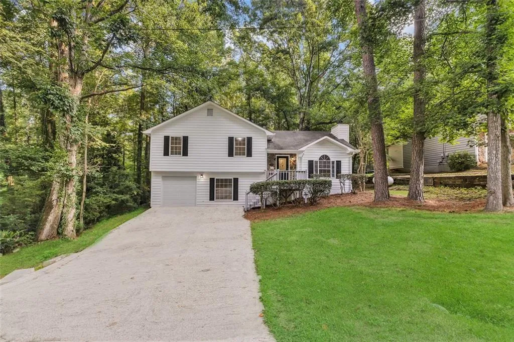 Stockbridge, Georgia 30281, United States, 4 Bedrooms Bedrooms, ,2 BathroomsBathrooms,Residential,Pending,189774