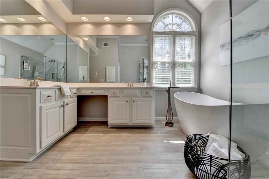 400 Overhill Bend, Alpharetta, Georgia image 34