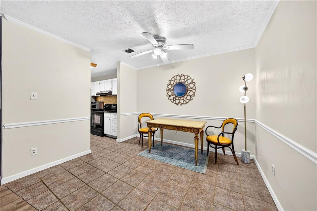 810 Tuxworth Circle