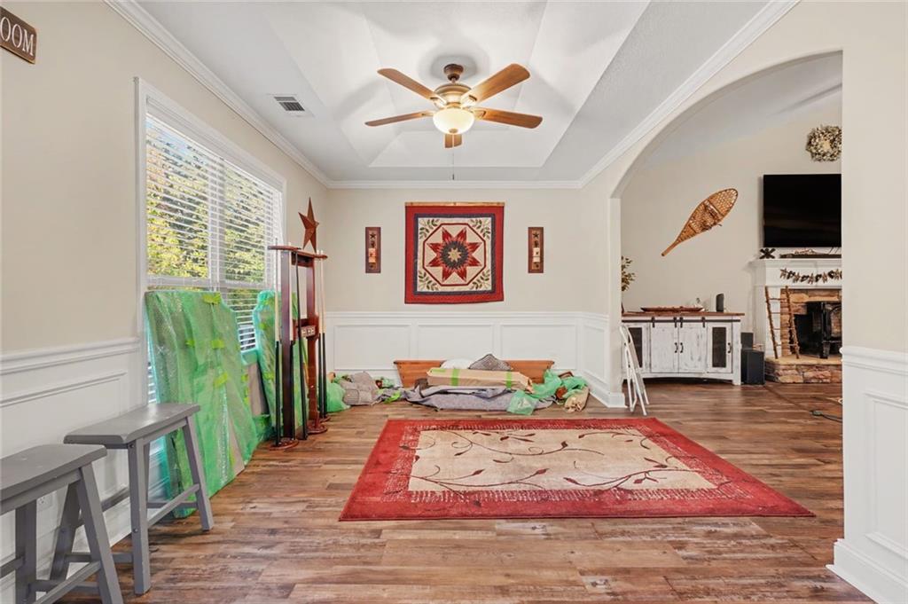 140 Rolling Oaks Lane