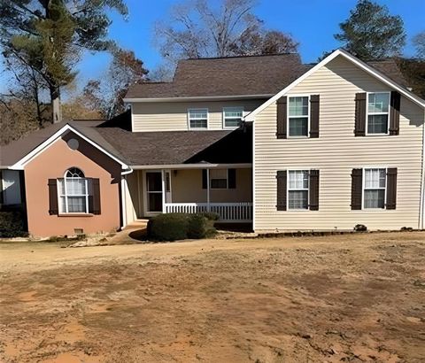 A home in Mcdonough