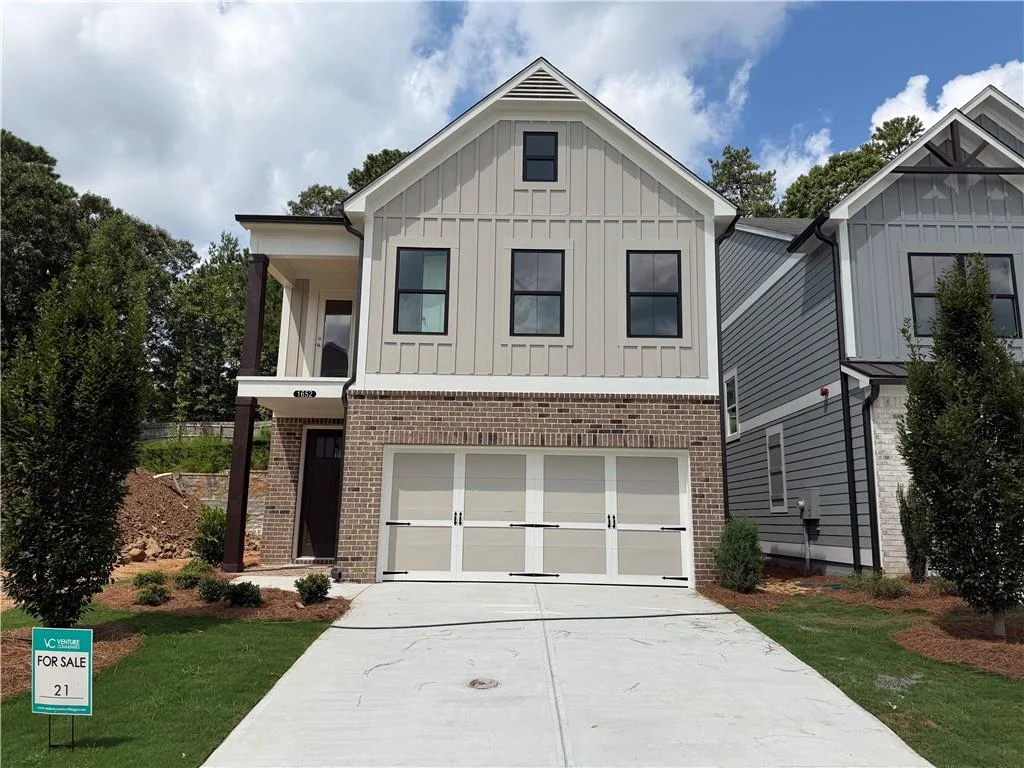1652 Crestcreek Court