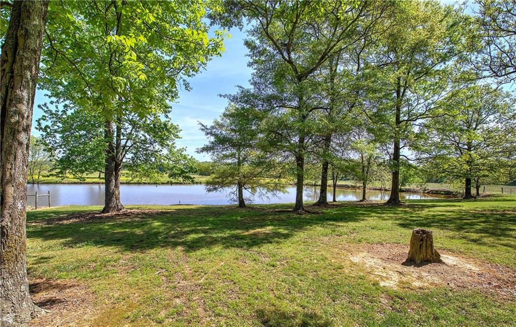 486 County Line Road