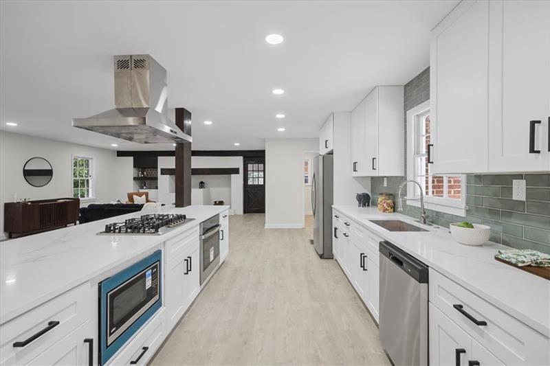 2079 Shady Lane