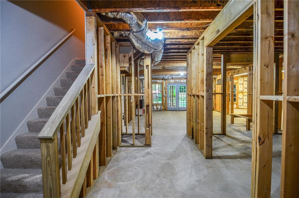 Laurel Ridge - Residential