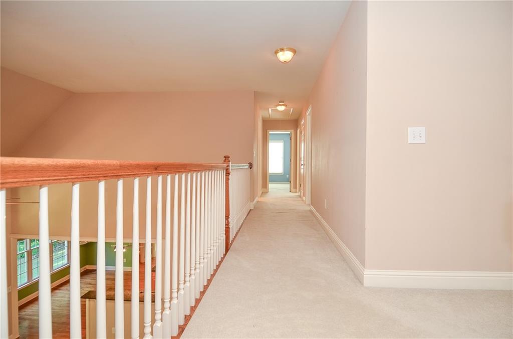 Laurel Ridge - Residential