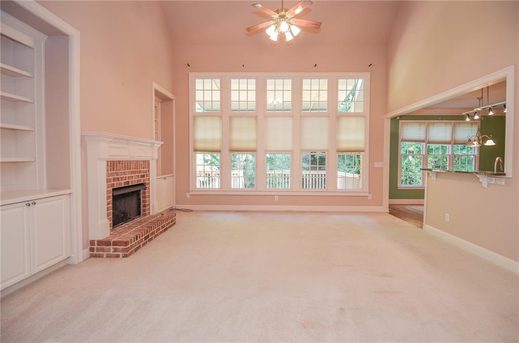 Laurel Ridge - Residential