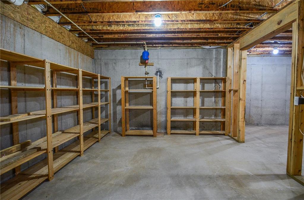 Laurel Ridge - Residential