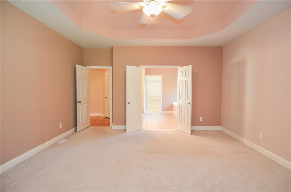 Laurel Ridge - Residential