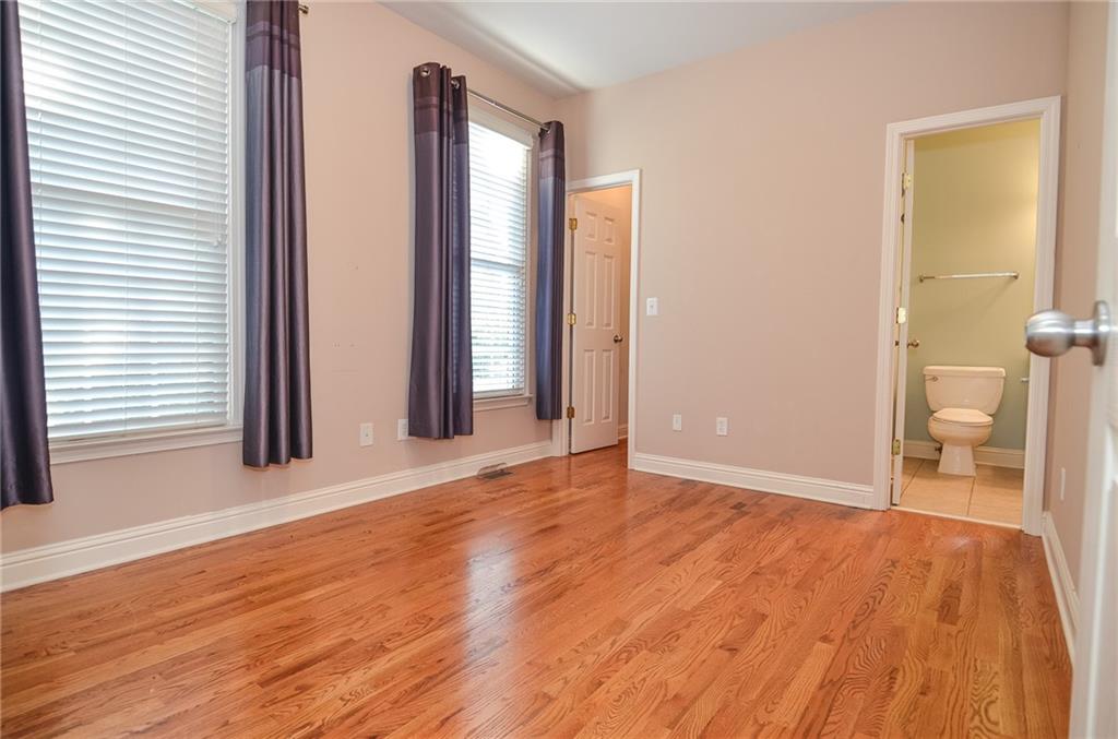 Laurel Ridge - Residential