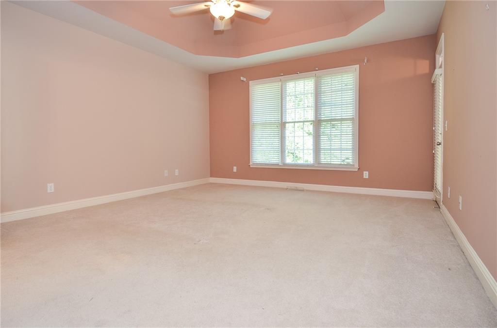 Laurel Ridge - Residential